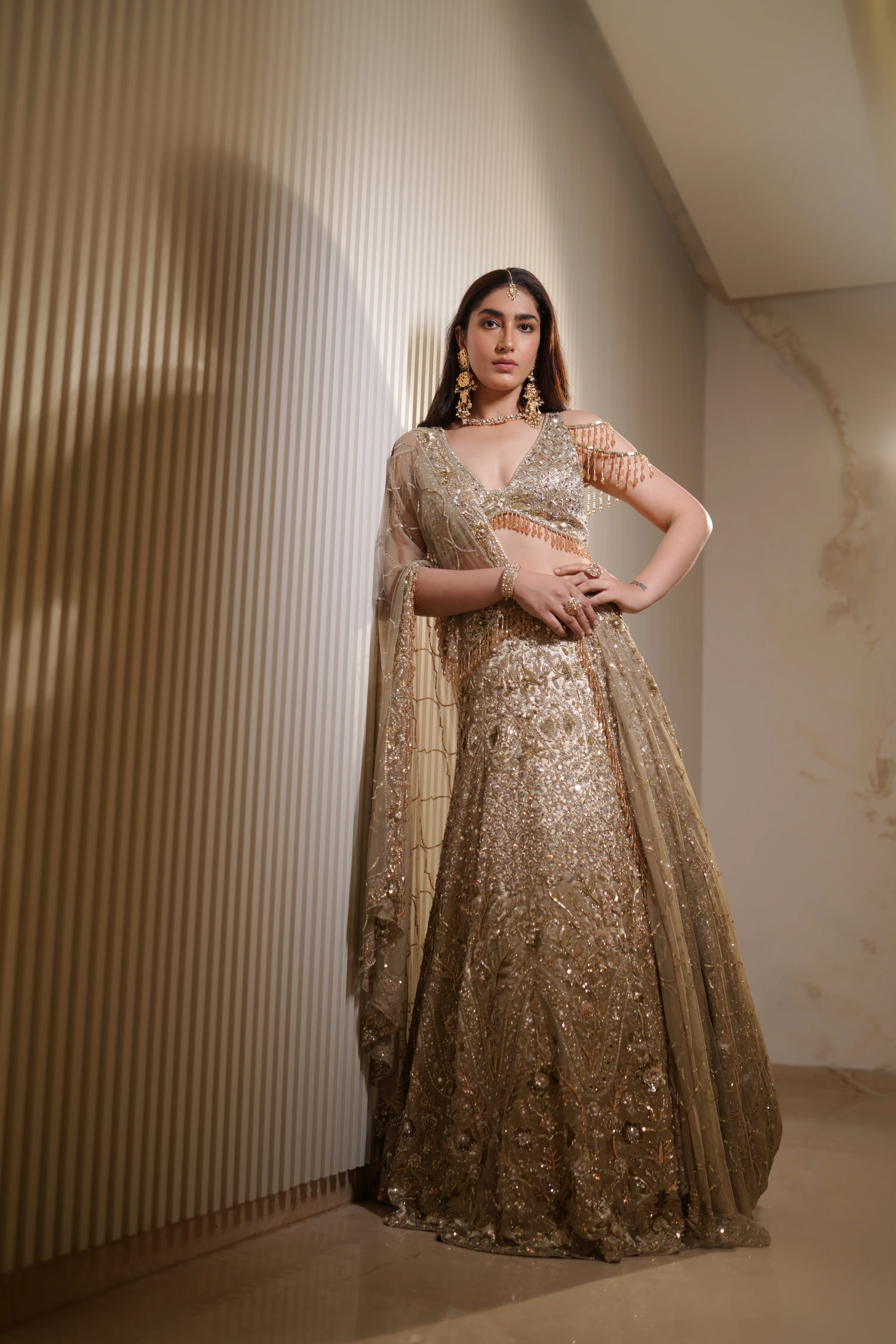 Aurum - A bridal vision in gold - Image 3
