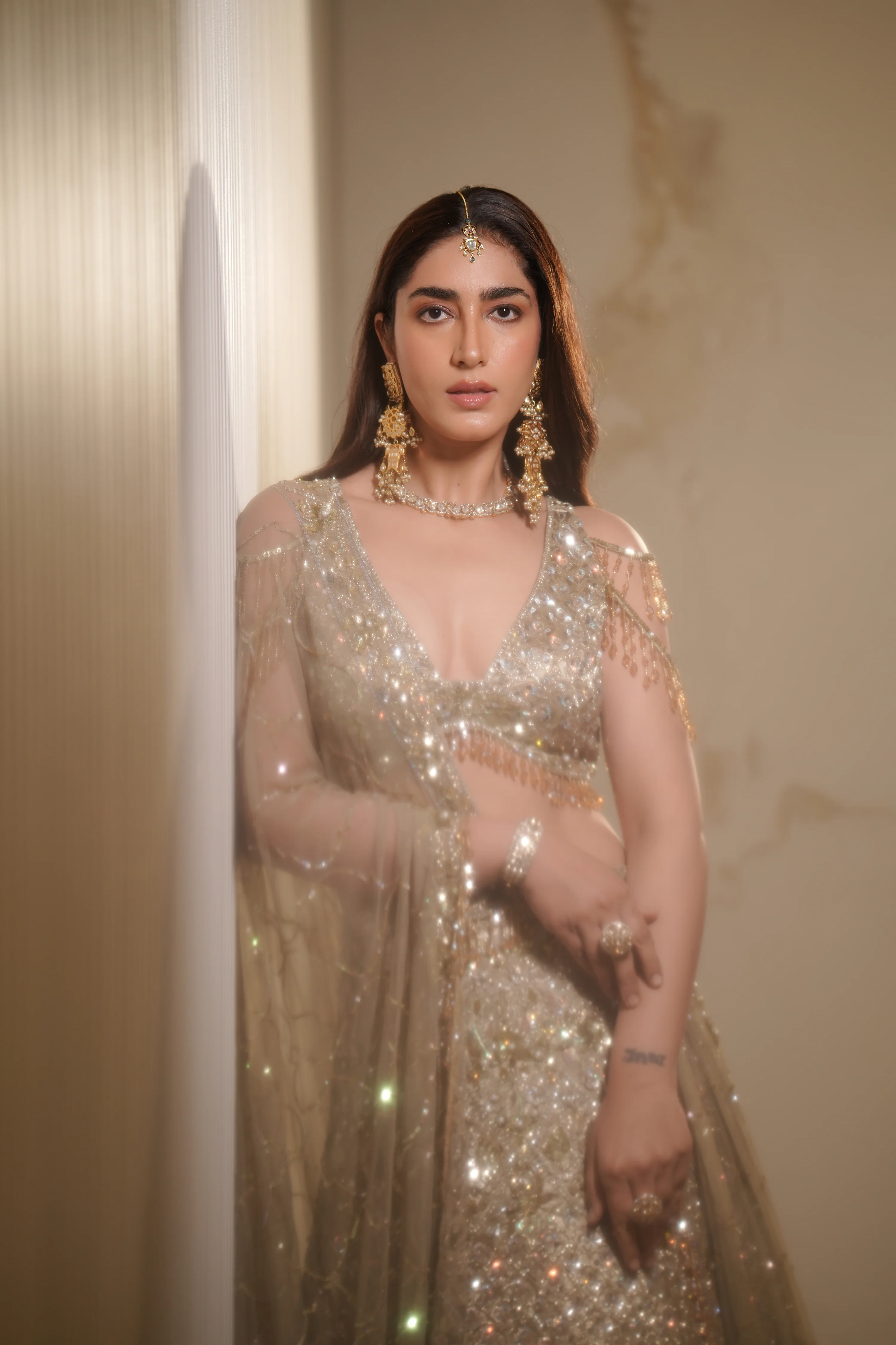 Aurum - A bridal vision in gold - Image 4