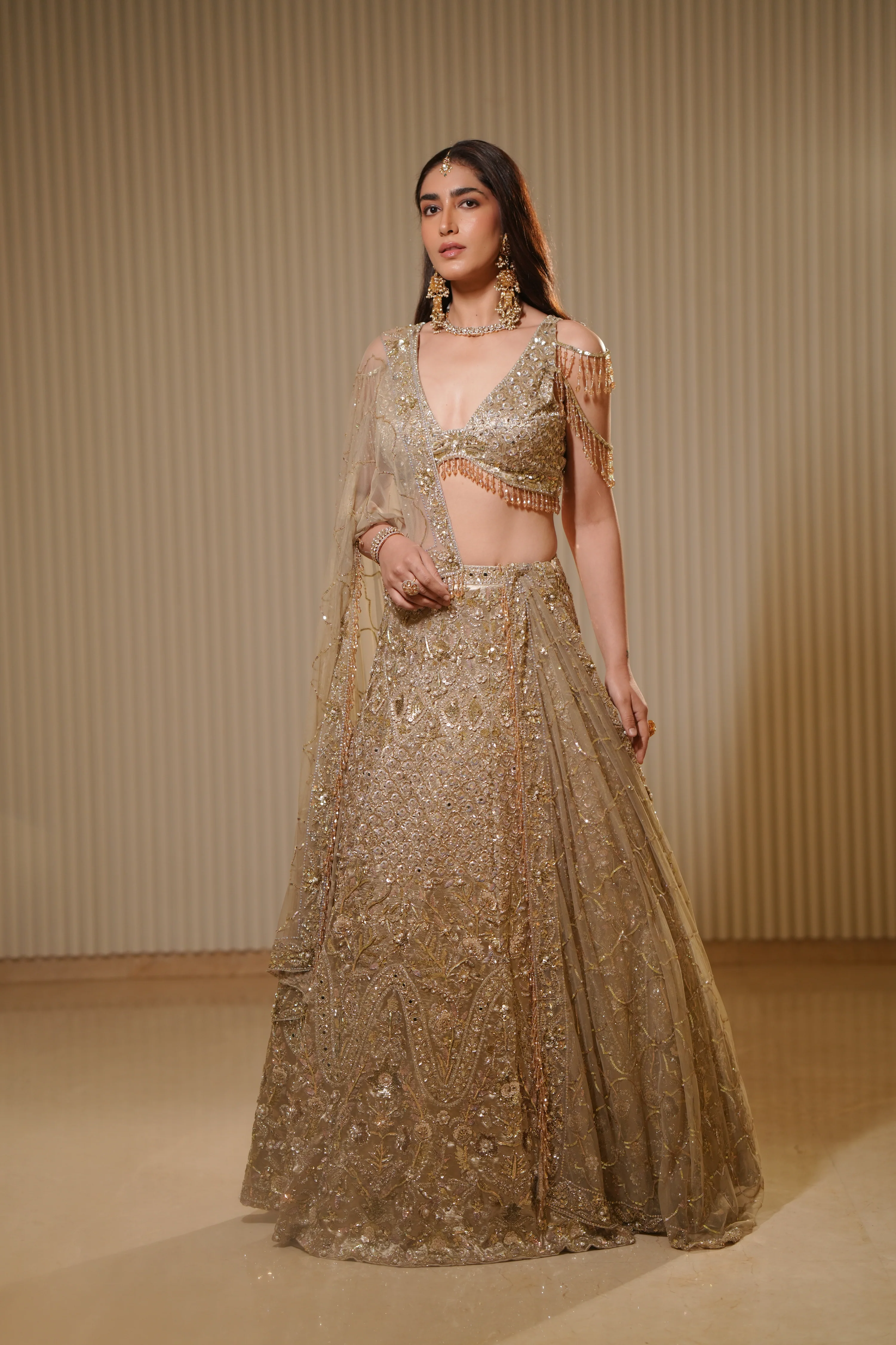 Aurum - A bridal vision in gold - Image 8