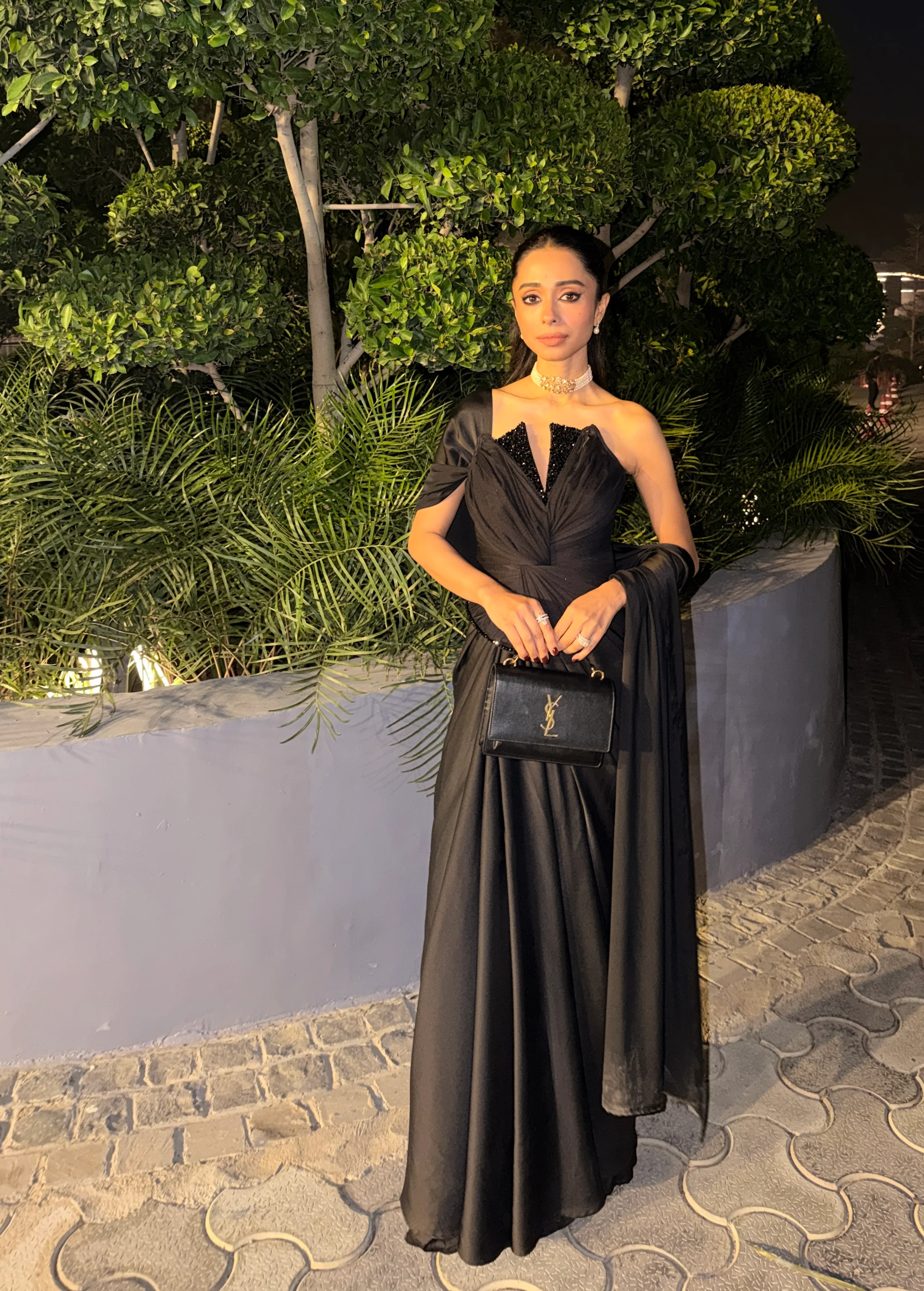 BLACK LOTUS CORSET SAREE - Image 3