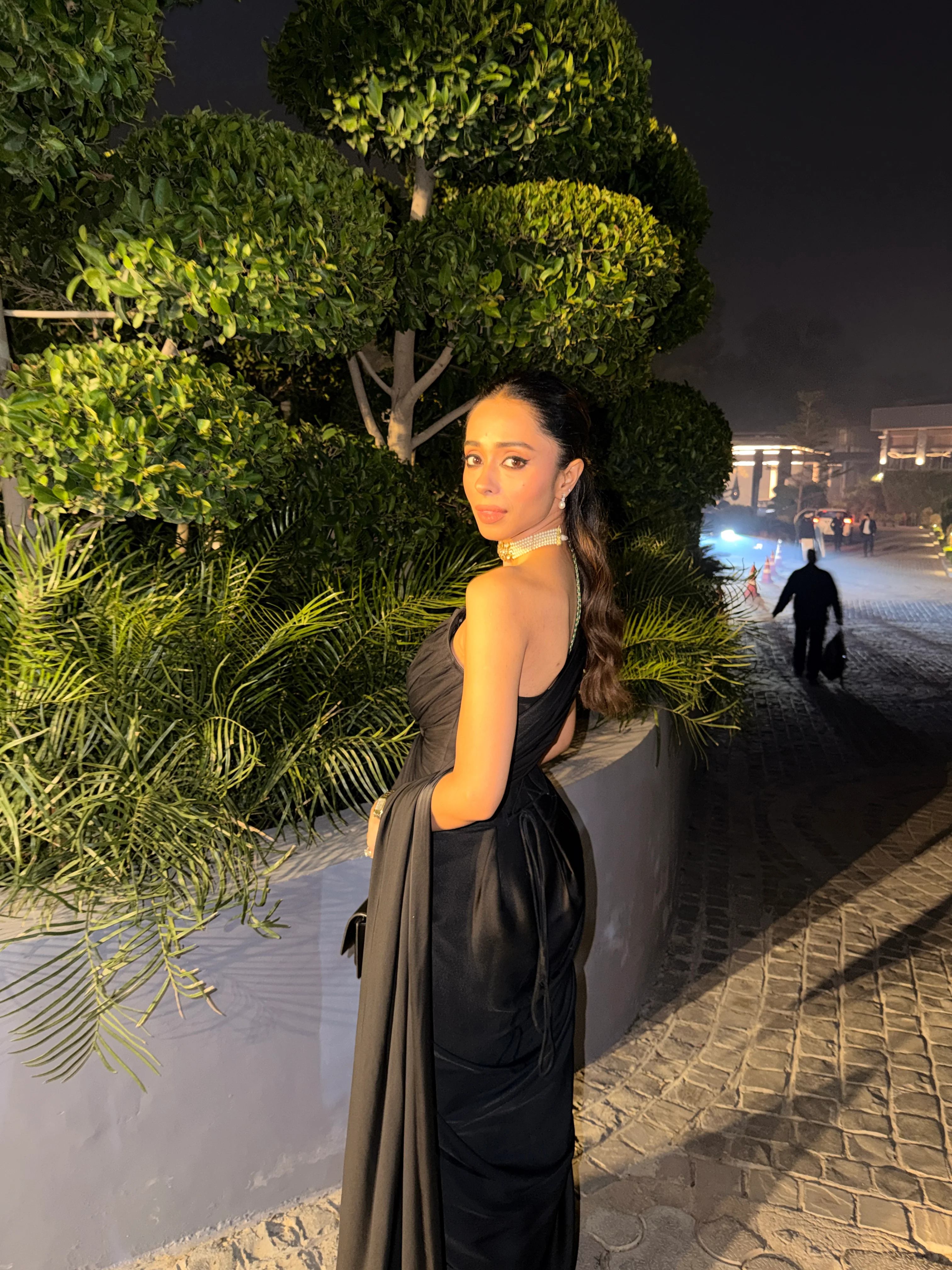 BLACK LOTUS CORSET SAREE - Image 7