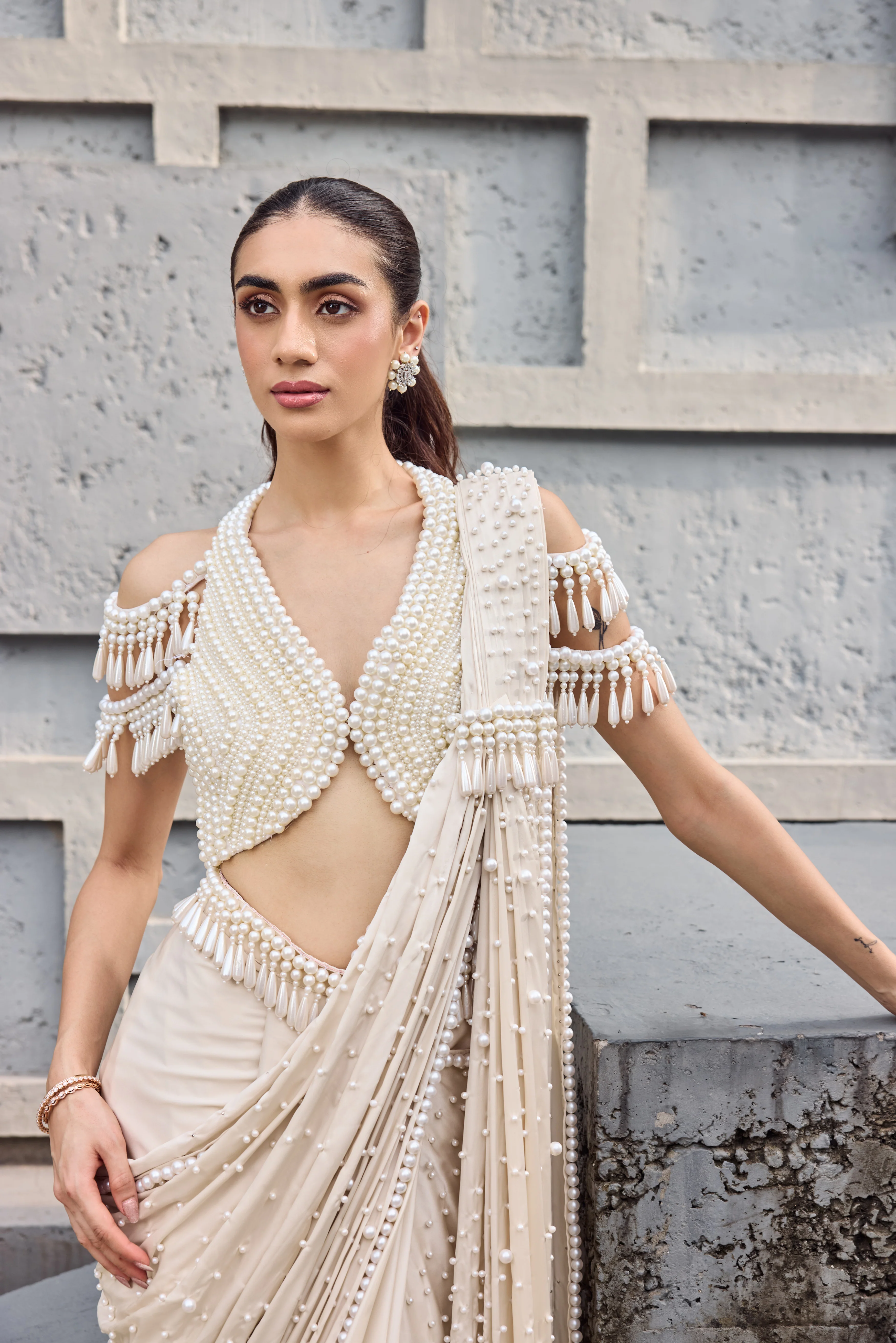 Ivoy Pearl draped sari - Image 3
