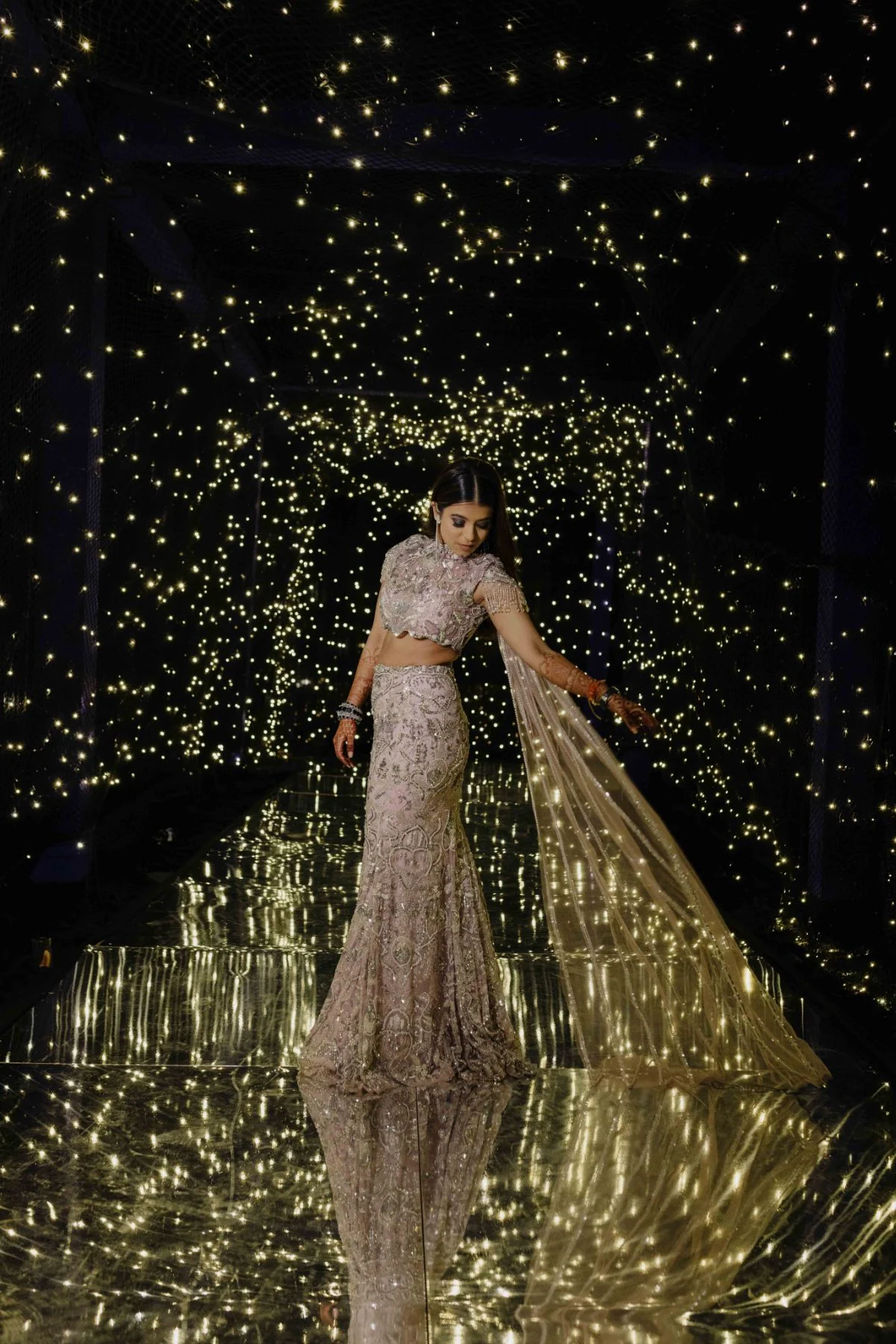 Mera Lilac & Silver Embroidered Cocktail Gown - Image 4