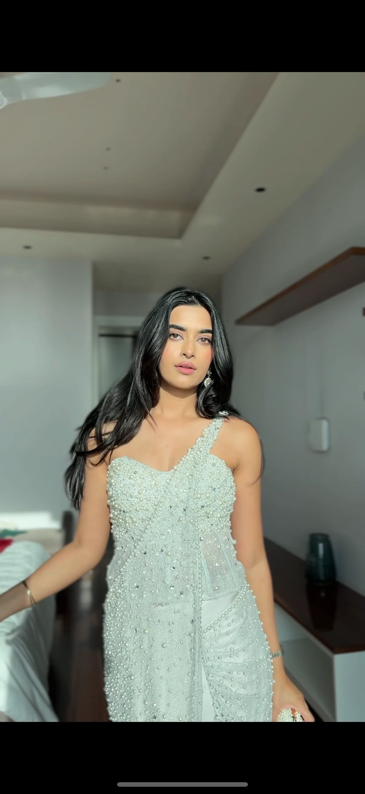 Pearl corset & pearl sari - Image 3