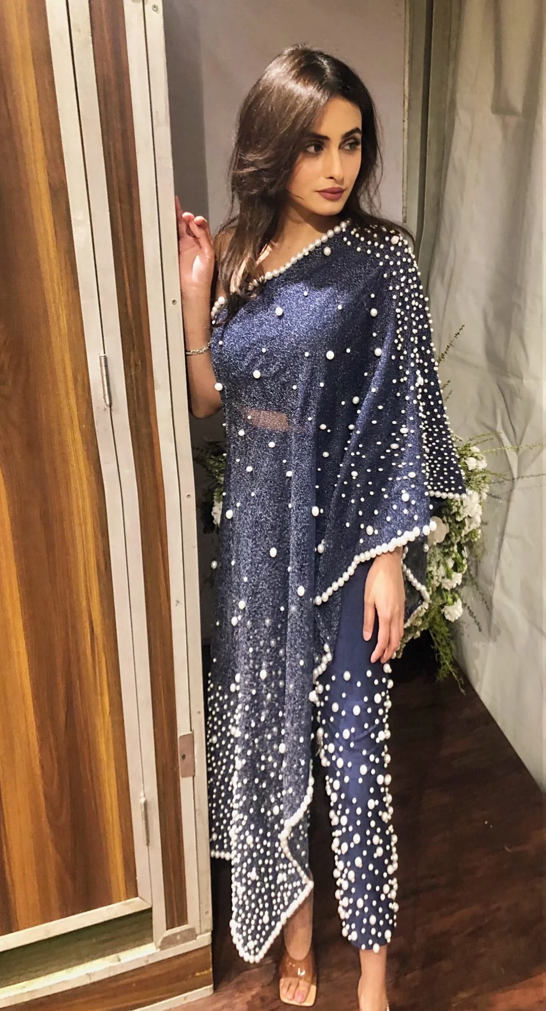 Pearl Embelished One Shoulder Kaftan With Cigarette Pants - Image 5